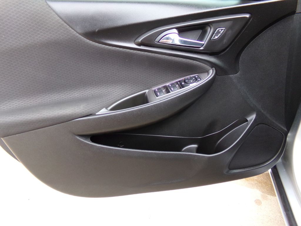 2020 Chevrolet Malibu Image 10