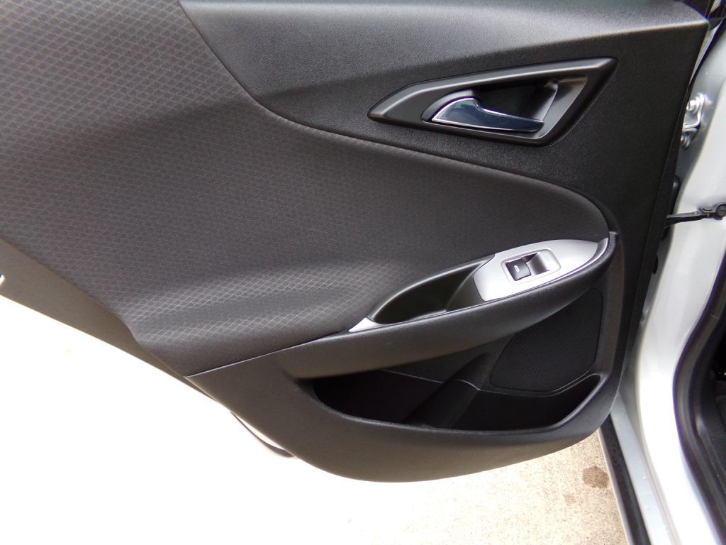 2020 Chevrolet Malibu Image 17