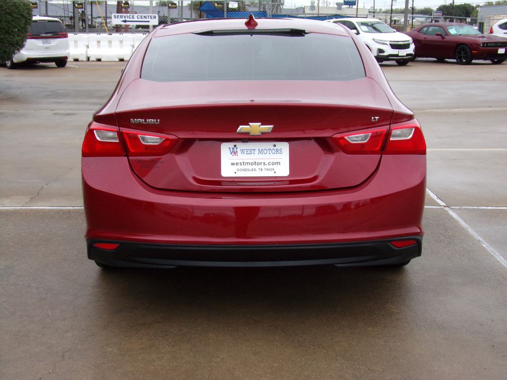 2018 Chevrolet Malibu Image 6
