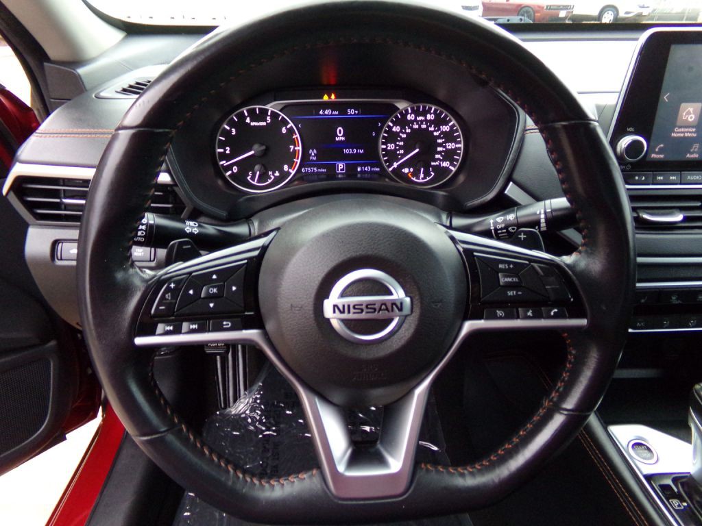 2021 Nissan Altima Image 13