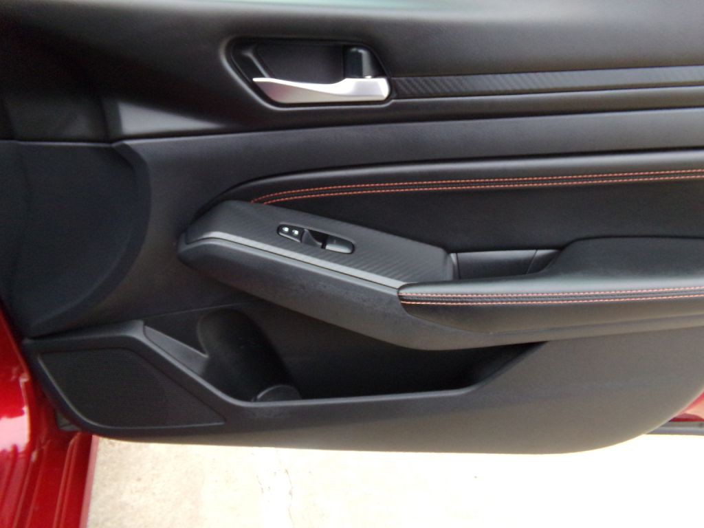 2021 Nissan Altima Image 22