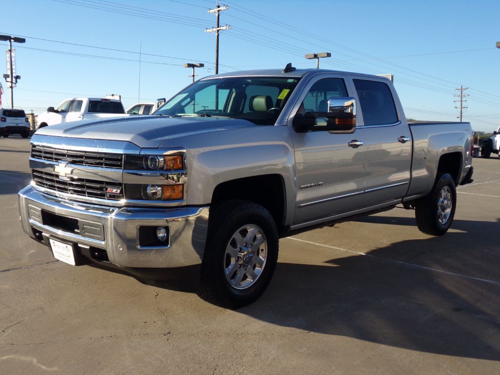 2015 Chevrolet Silverado 1500 Image 4