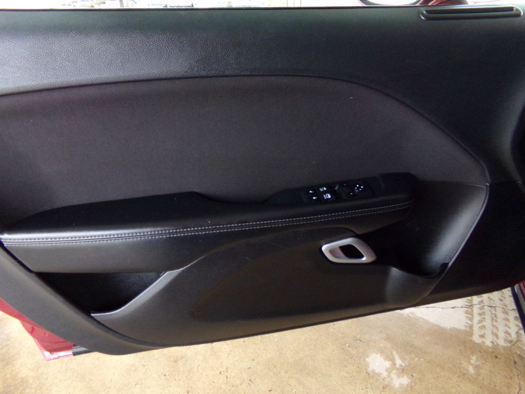 2021 Dodge Challenger Image 10