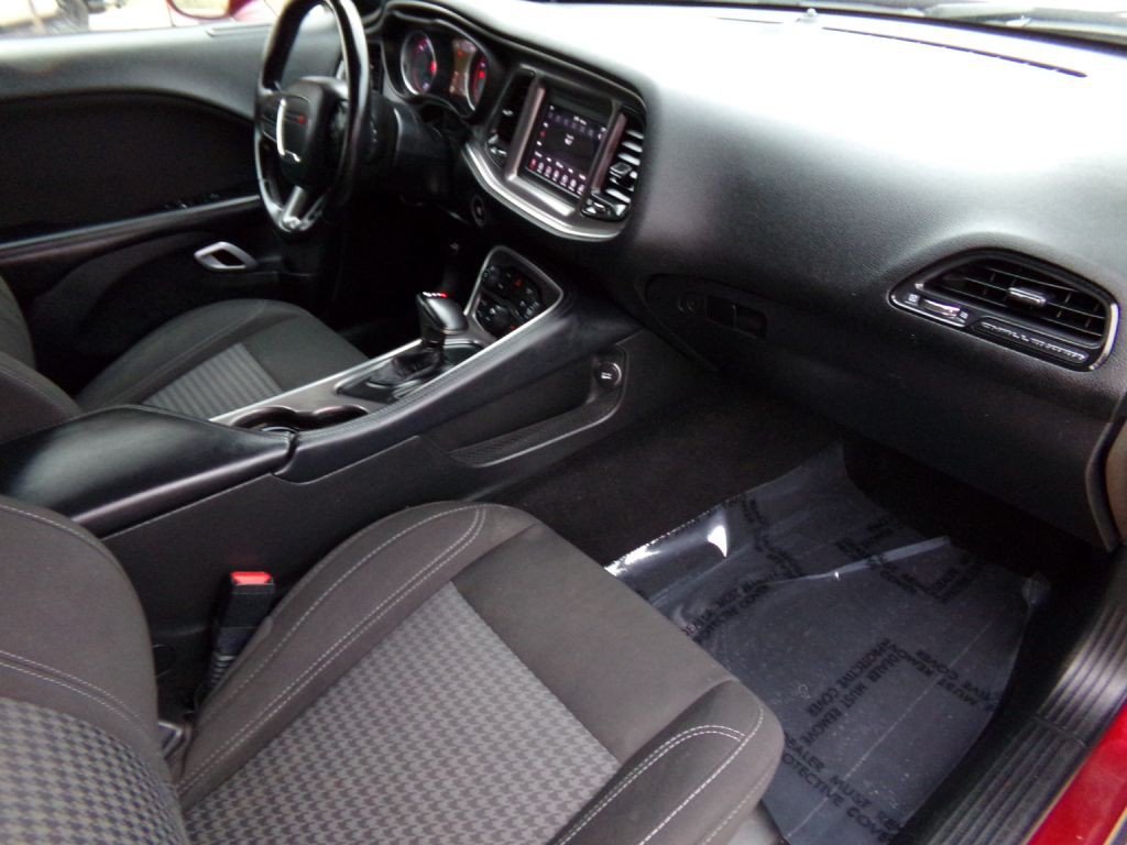 2021 Dodge Challenger Image 21