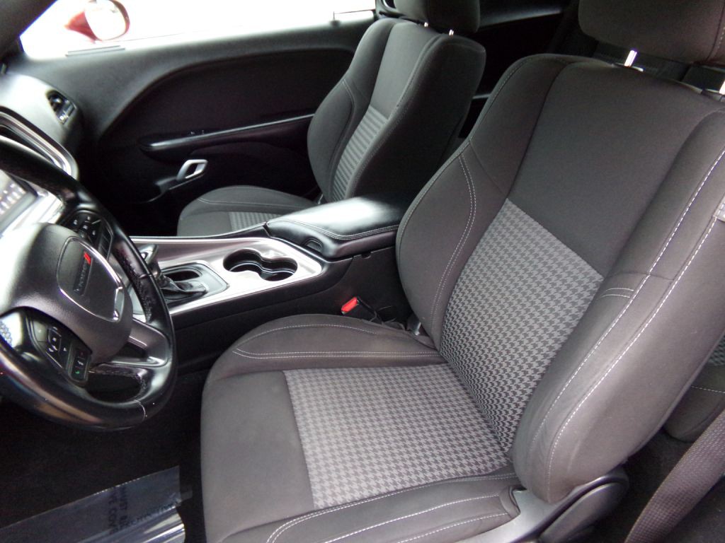 2021 Dodge Challenger Image 23