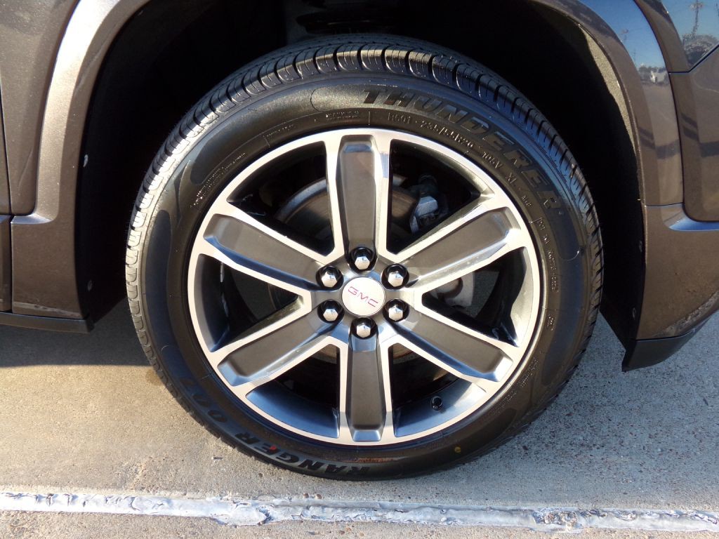 2019 GMC Acadia Image 8