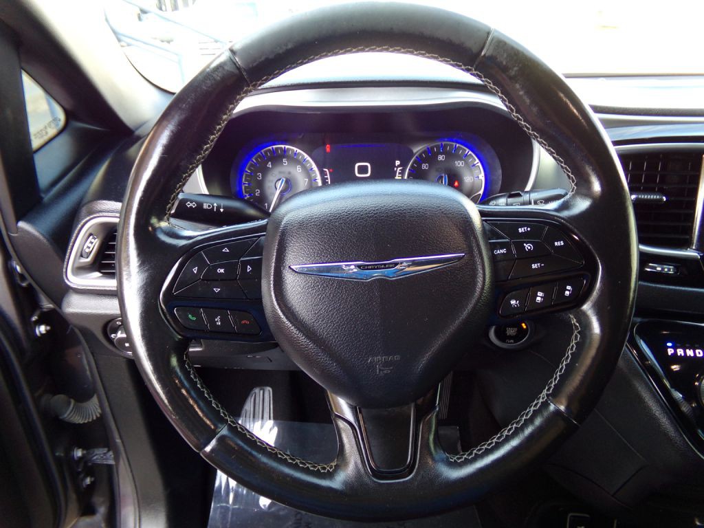 2019 Chrysler Pacifica Image 13