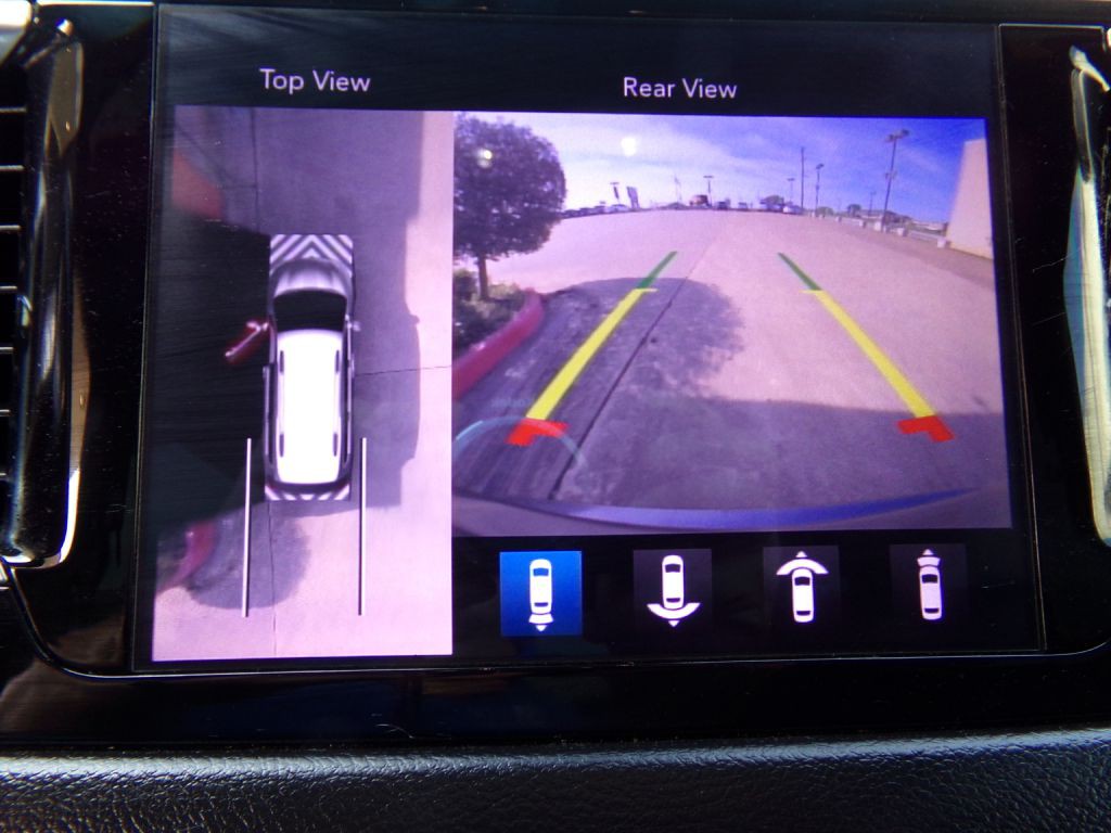 2019 Chrysler Pacifica Image 15