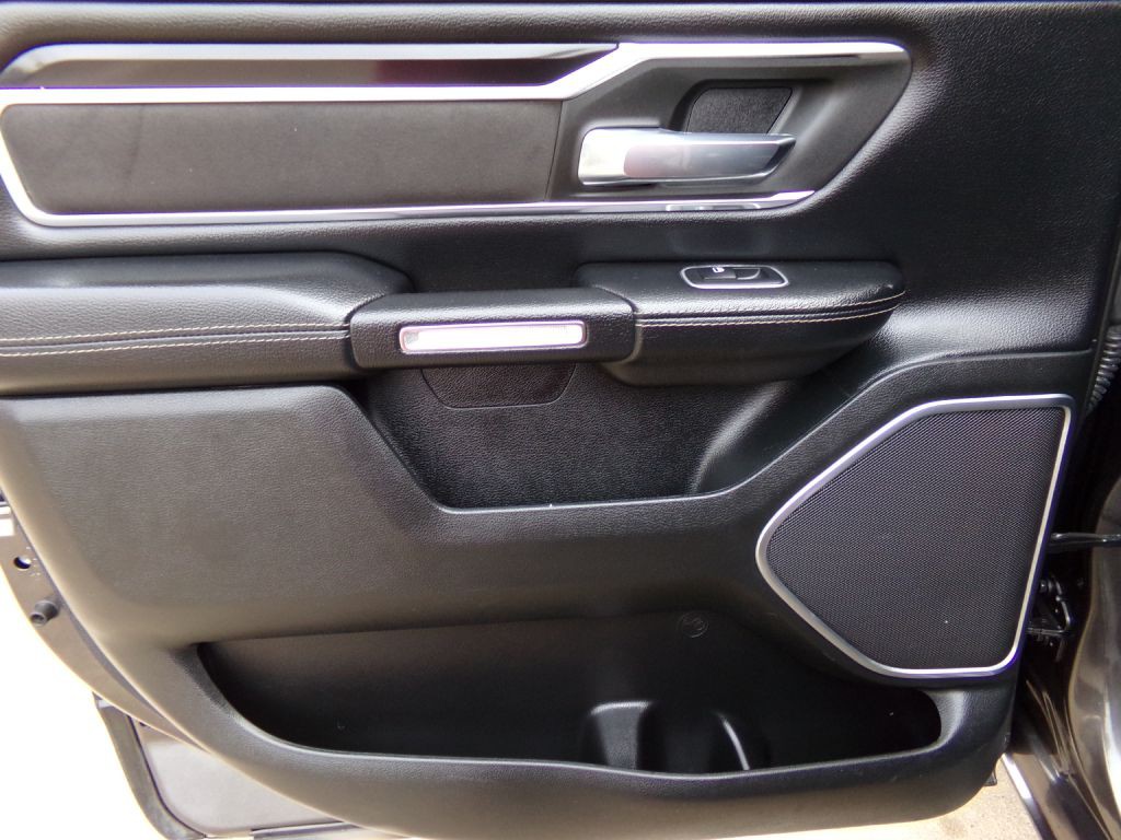2021 RAM 1500 Image 18