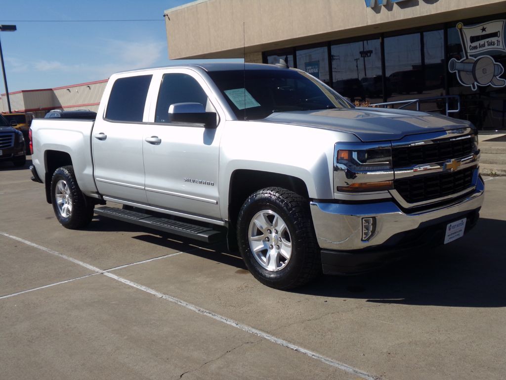 2018 Chevrolet Silverado 1500 Image 1