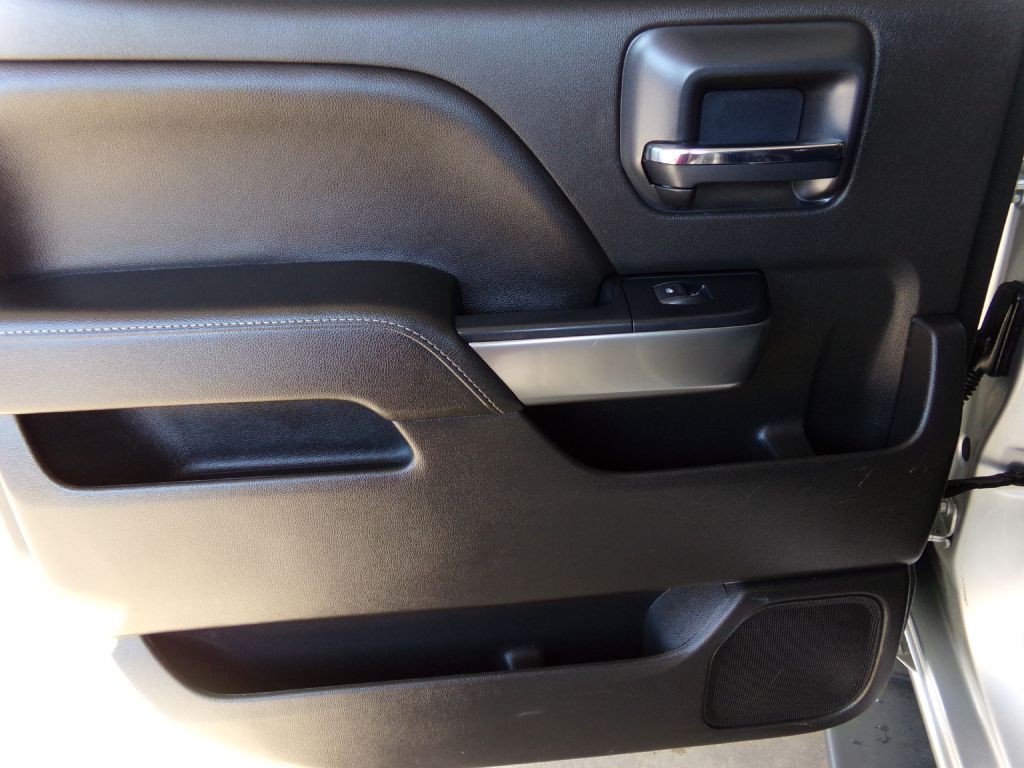 2018 Chevrolet Silverado 1500 Image 17