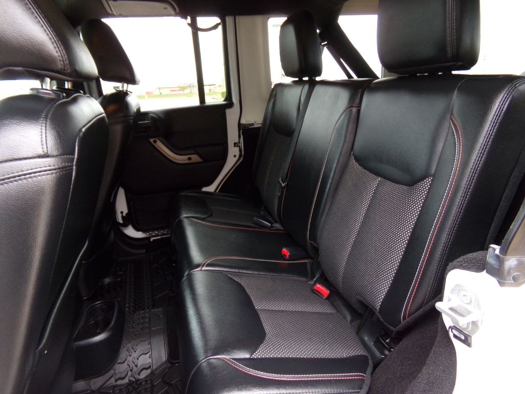 2016 Jeep Wrangler Unlimited Image 17