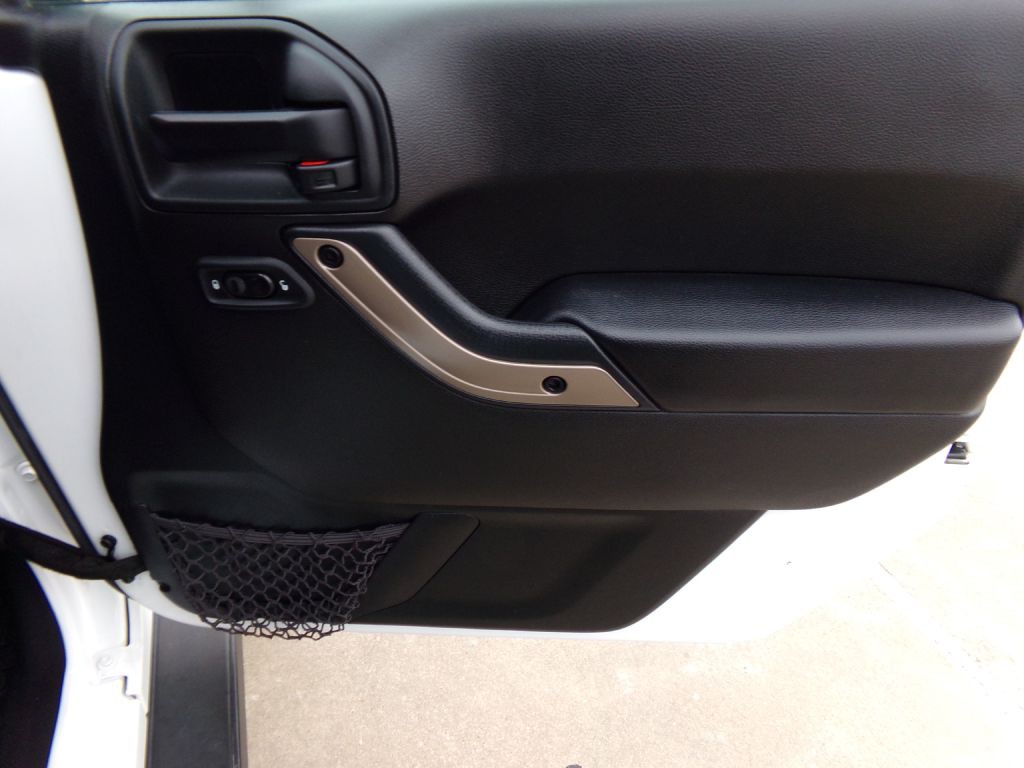 2016 Jeep Wrangler Unlimited Image 24