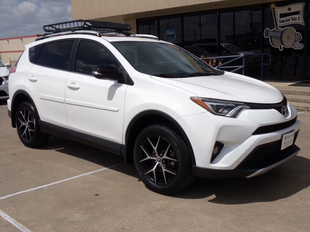 2016 Toyota Rav4 Image 1