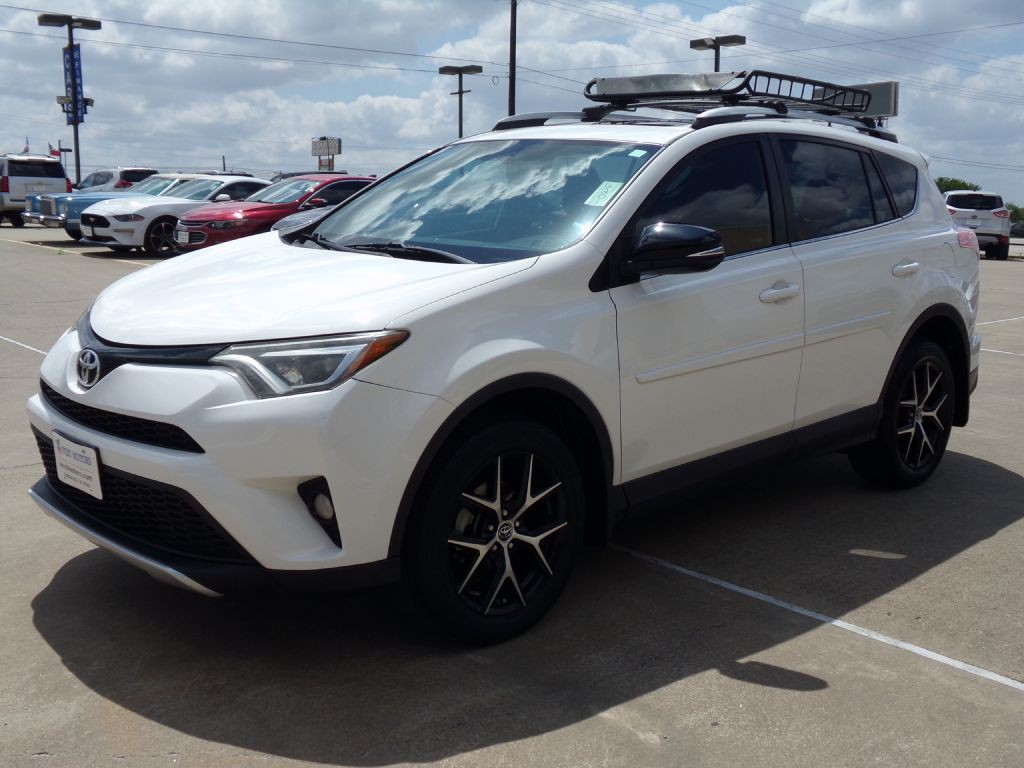 2016 Toyota Rav4 Image 4