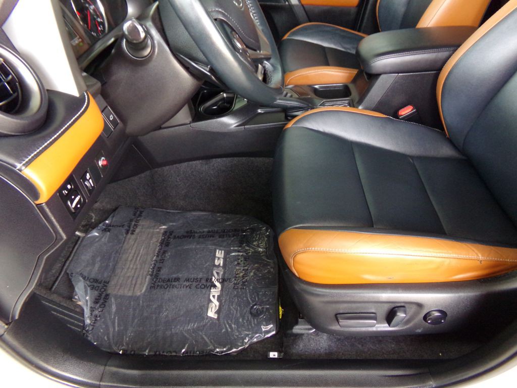 2016 Toyota Rav4 Image 11