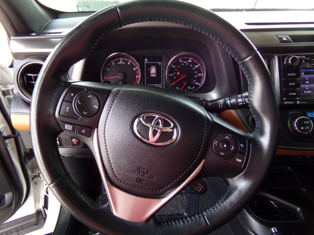 2016 Toyota Rav4 Image 13