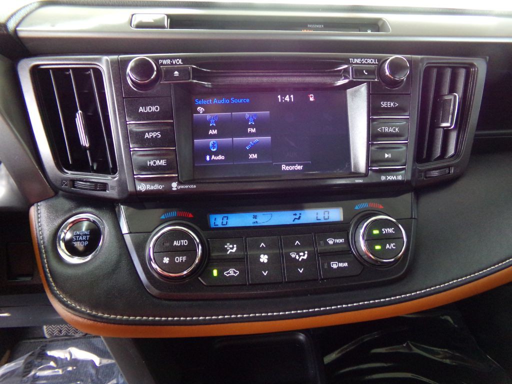 2016 Toyota Rav4 Image 14