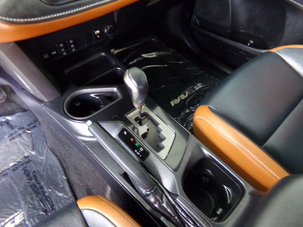 2016 Toyota Rav4 Image 15