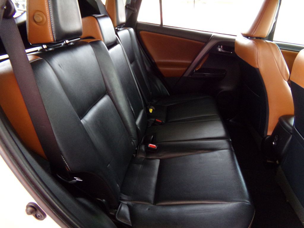 2016 Toyota Rav4 Image 21