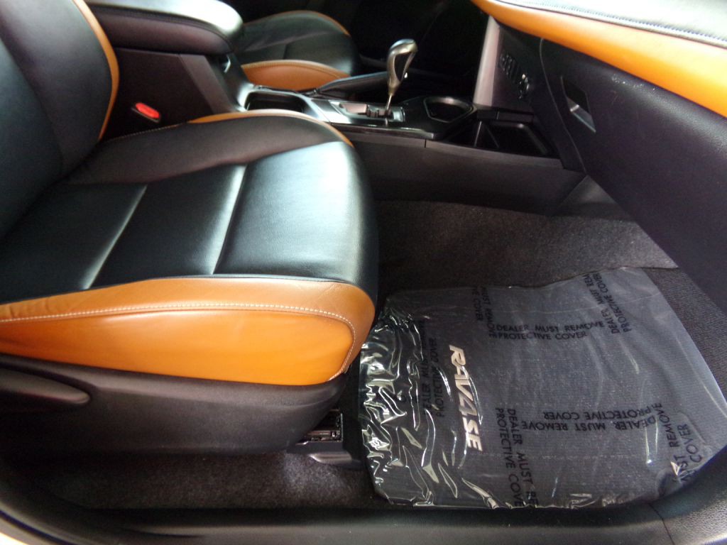 2016 Toyota Rav4 Image 24