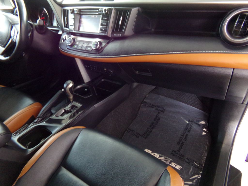 2016 Toyota Rav4 Image 26