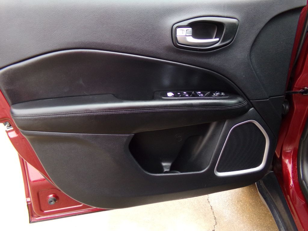 2021 Jeep Compass Image 10