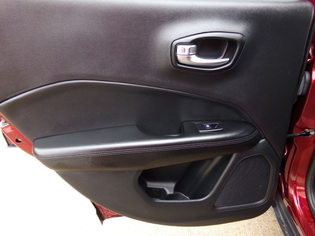 2021 Jeep Compass Image 16