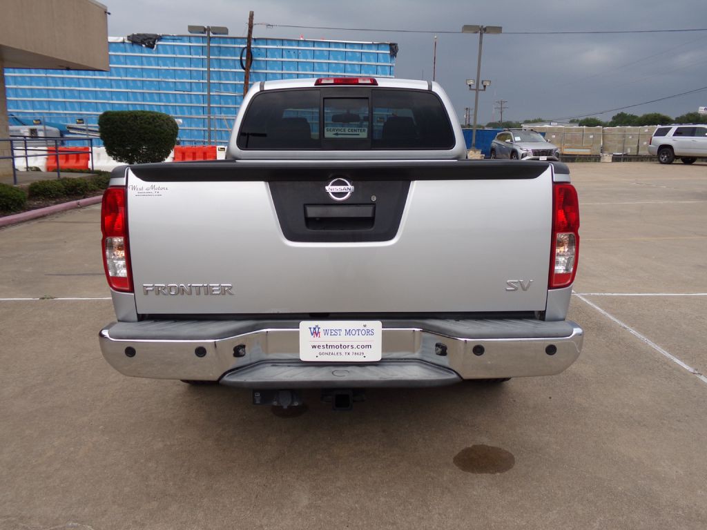 2015 Nissan Frontier Image 6