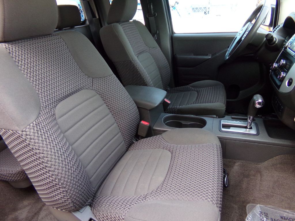 2015 Nissan Frontier Image 22