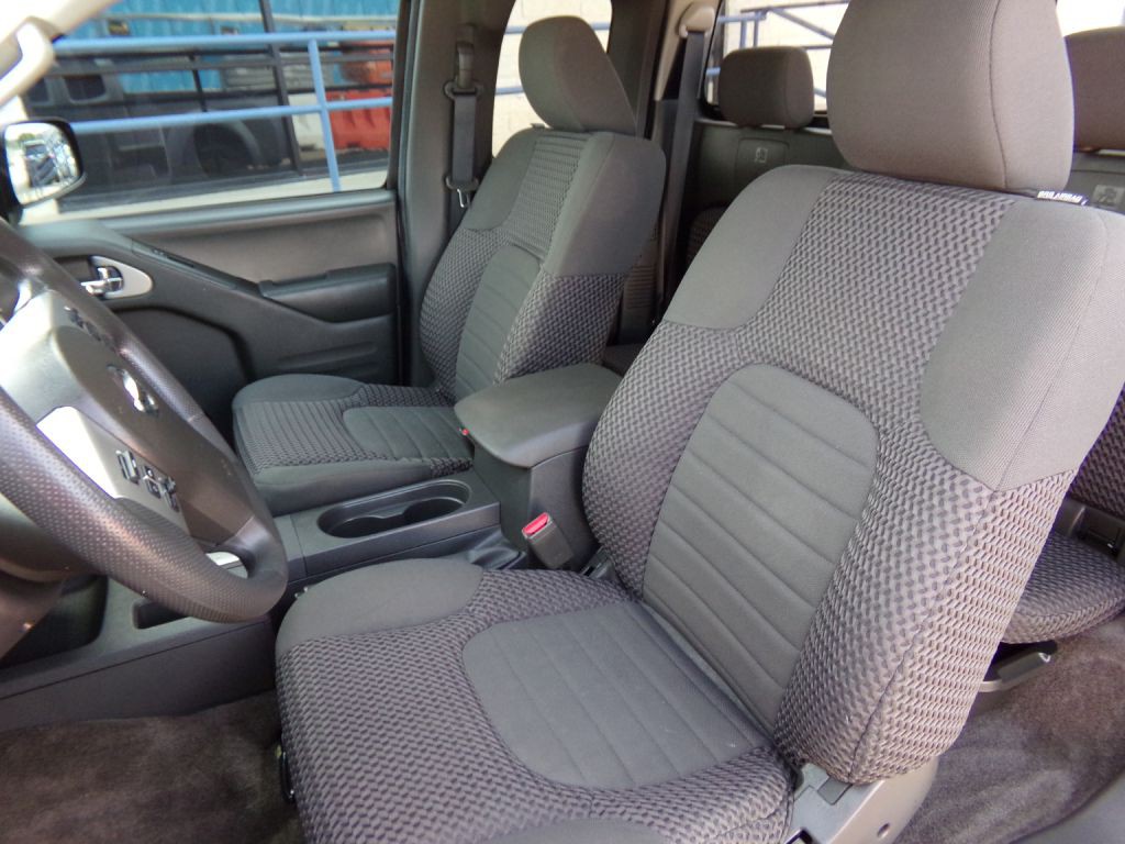 2015 Nissan Frontier Image 15