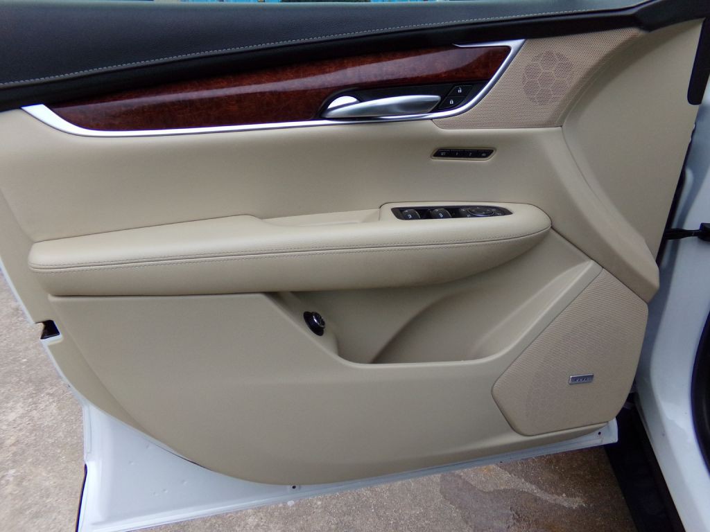 2018 Cadillac XT5 Image 9