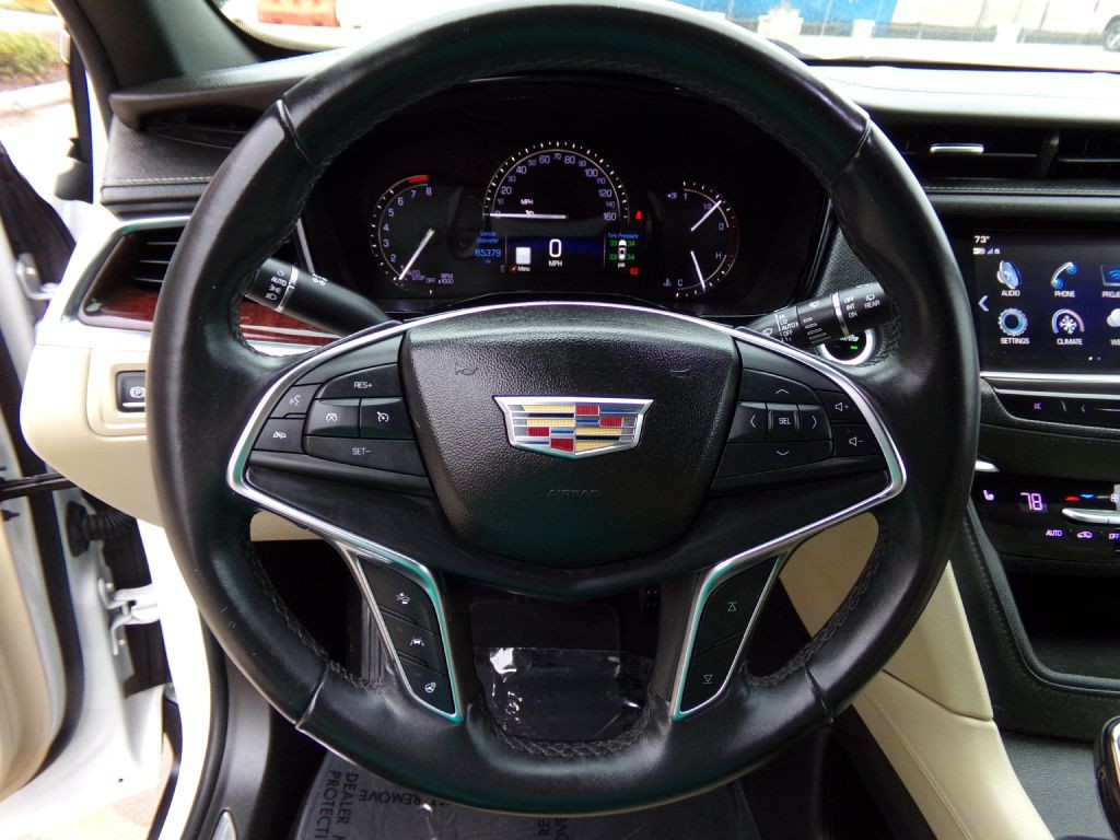 2018 Cadillac XT5 Image 12