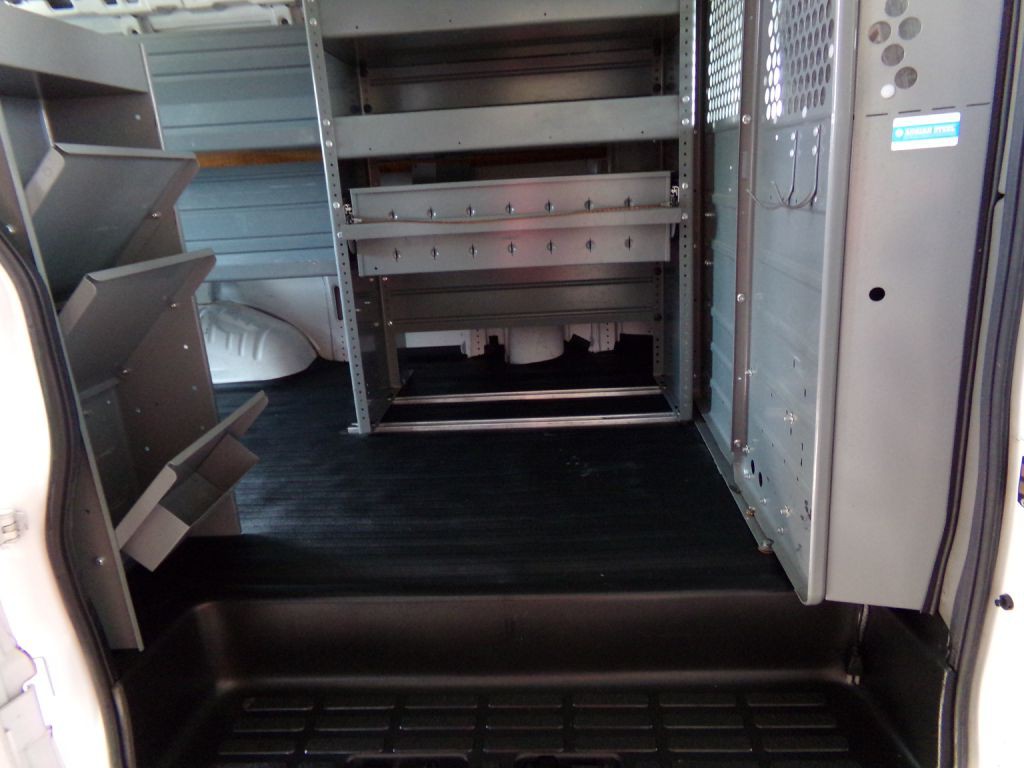 2014 Chevrolet Express Image 20