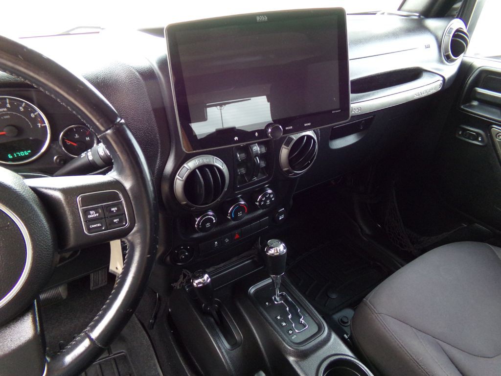 2015 Jeep Wrangler Unlimited Image 14