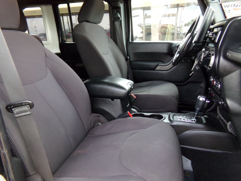 2015 Jeep Wrangler Unlimited Image 24