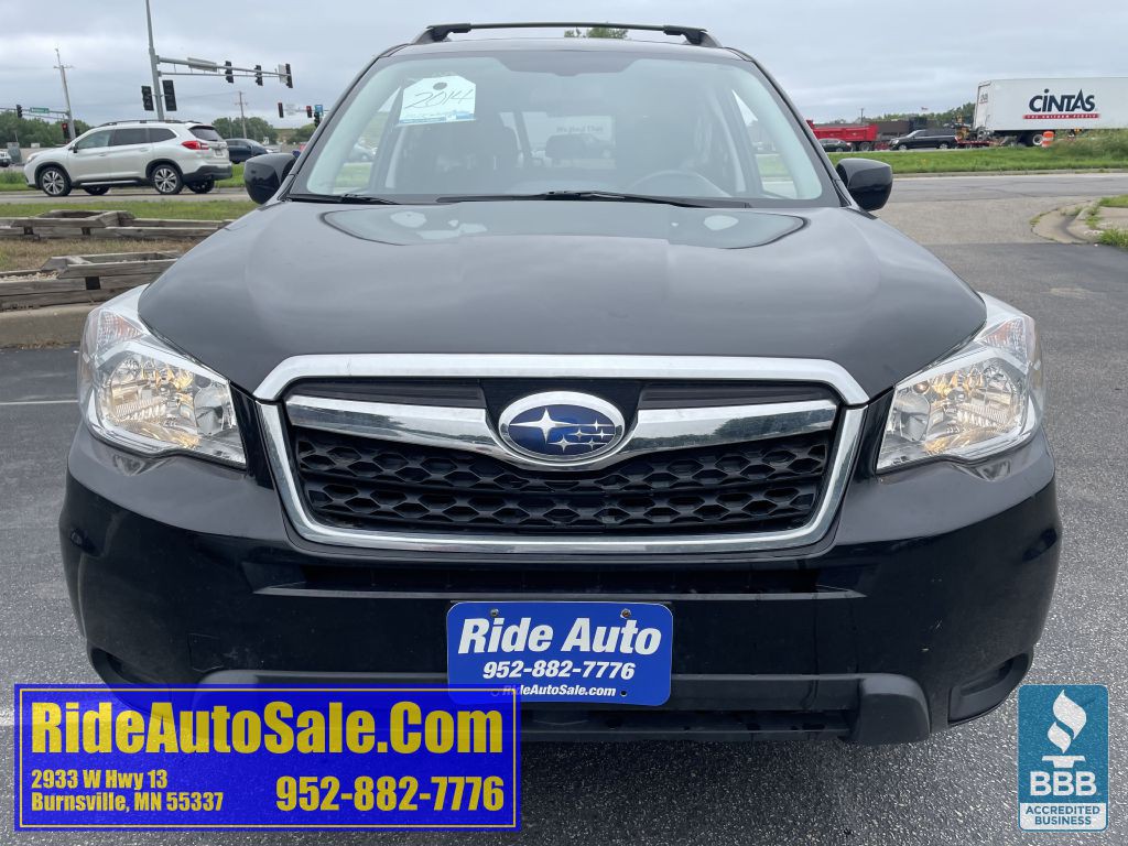 2014 Subaru Forester Image 2