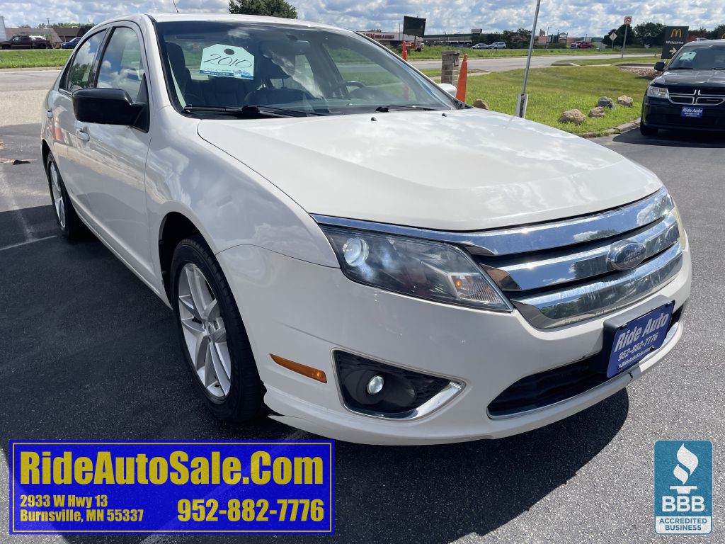 2010 Ford Fusion Image 3