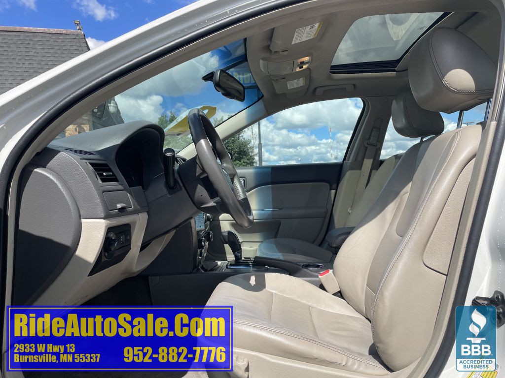 2010 Ford Fusion Image 10