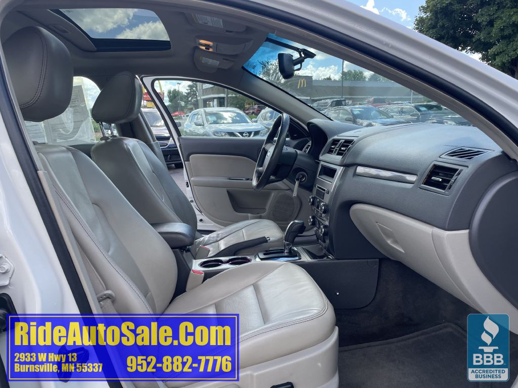 2010 Ford Fusion Image 14