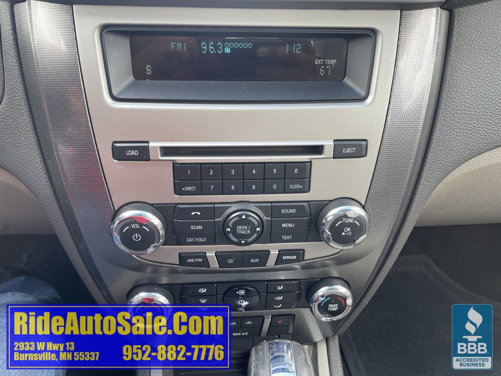 2010 Ford Fusion Image 18