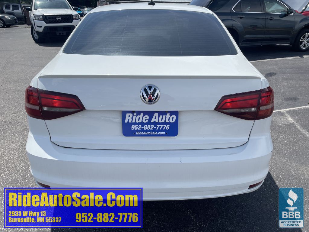 2016 Volkswagen Jetta Image 6