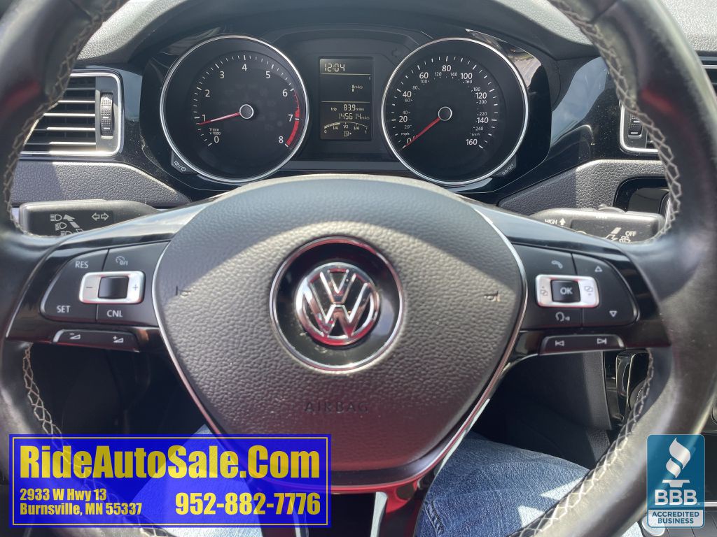 2016 Volkswagen Jetta Image 17