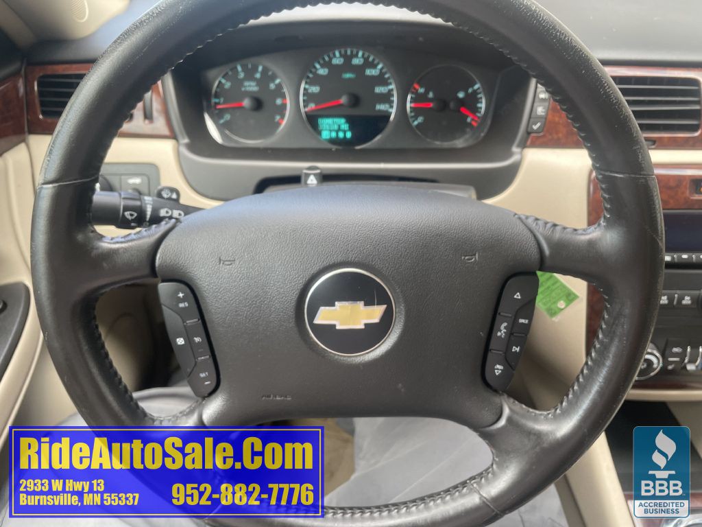 2011 Chevrolet Impala Image 18
