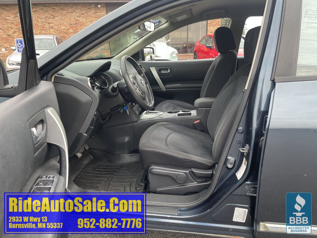2014 Nissan Rogue Image 10