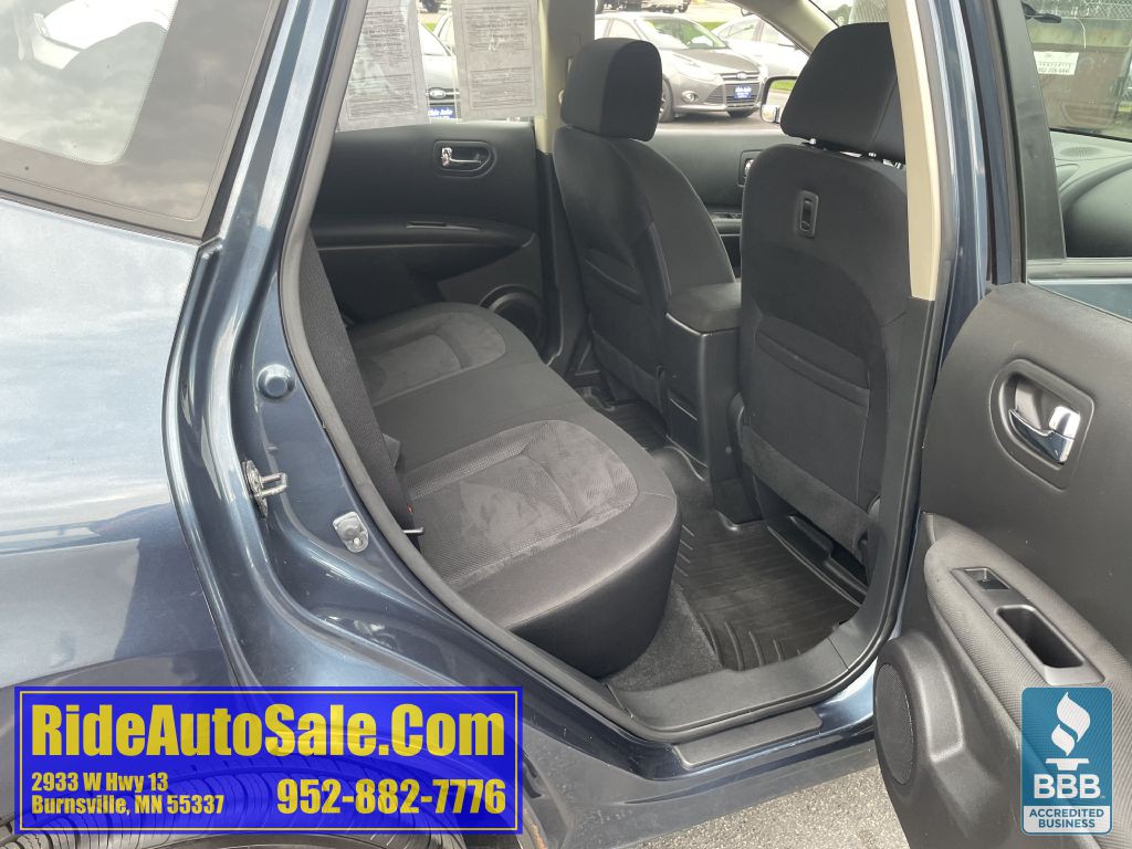 2014 Nissan Rogue Image 16