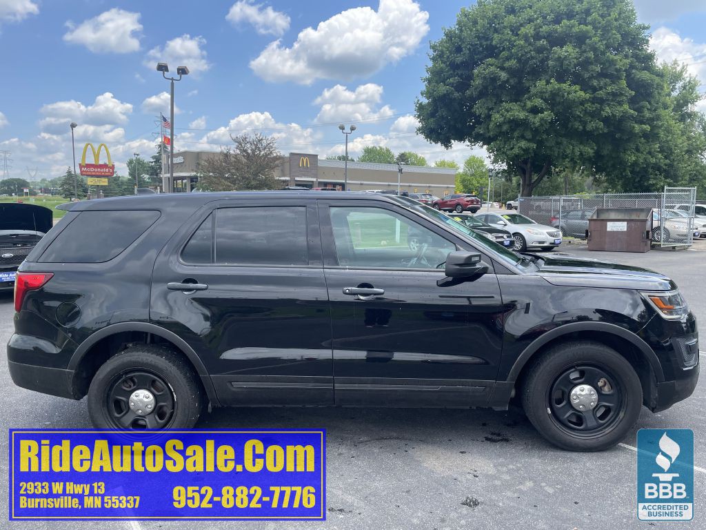 2017 Ford Explorer Image 4