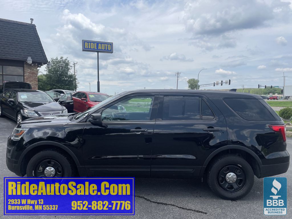 2017 Ford Explorer Image 8