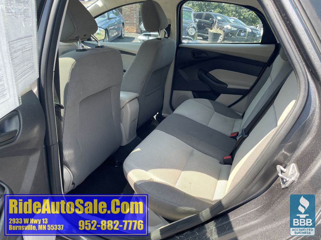 2012 Ford Focus Image 12