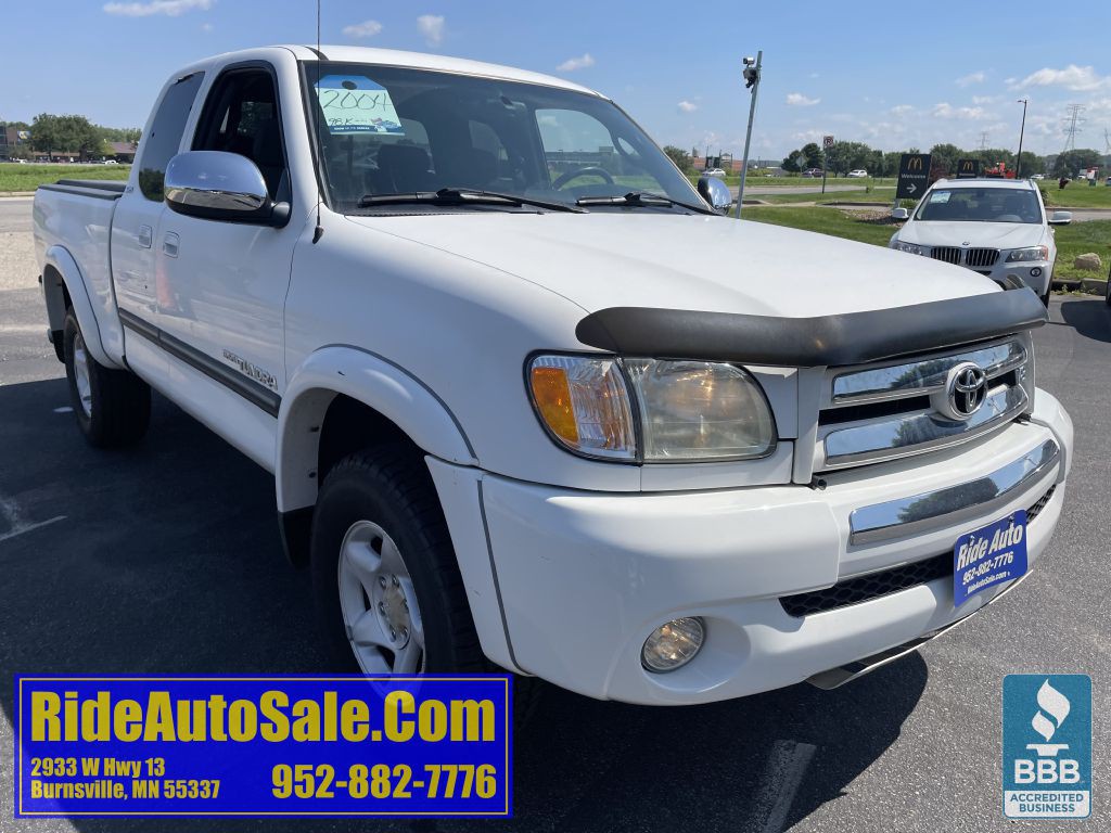 2004 Toyota Tundra Image 3